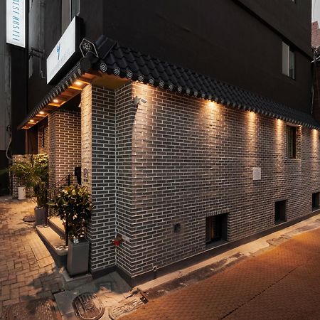 Eight Rest Hostel Myeongdong Сеул Экстерьер фото